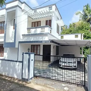  Villa Mom's Hindistan