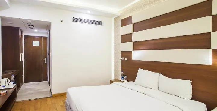Hotel Turquoise Chandīgarh 4*,  Indie